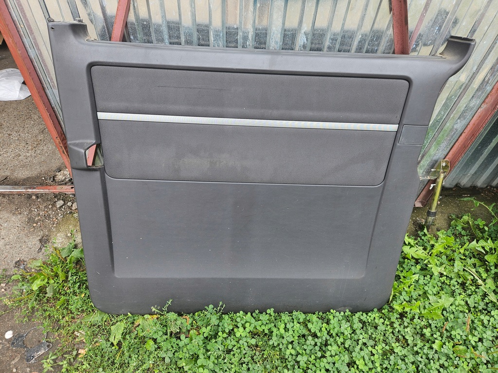 фото №1, Обшивка дверь сдвижные левая vw t5 multivan