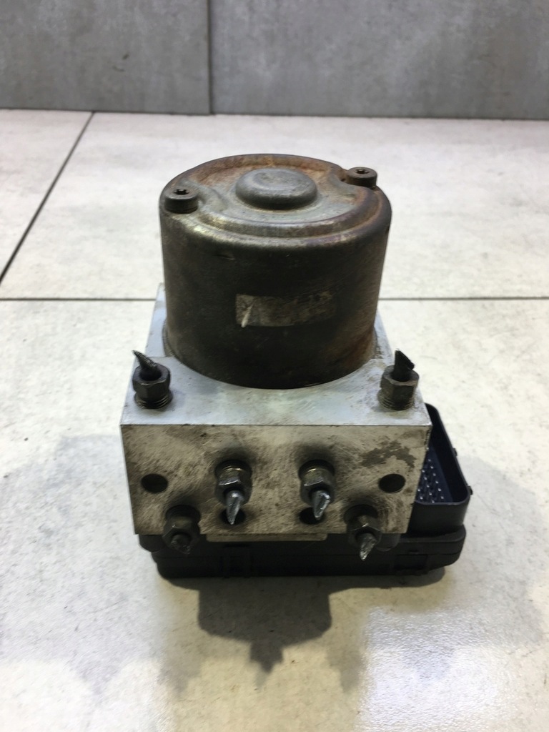 фото №1, Насос abs mazda premacy i 1.8