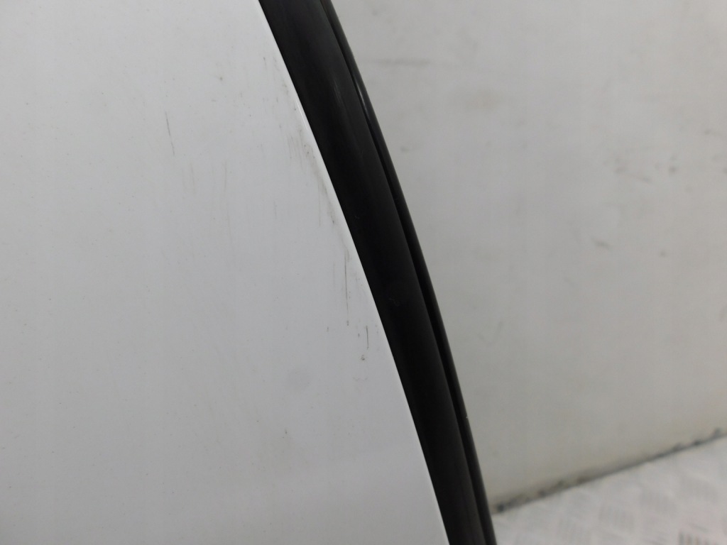 Купити Двері праве задній повний - mercedes b-klasa w247 19- lak.149