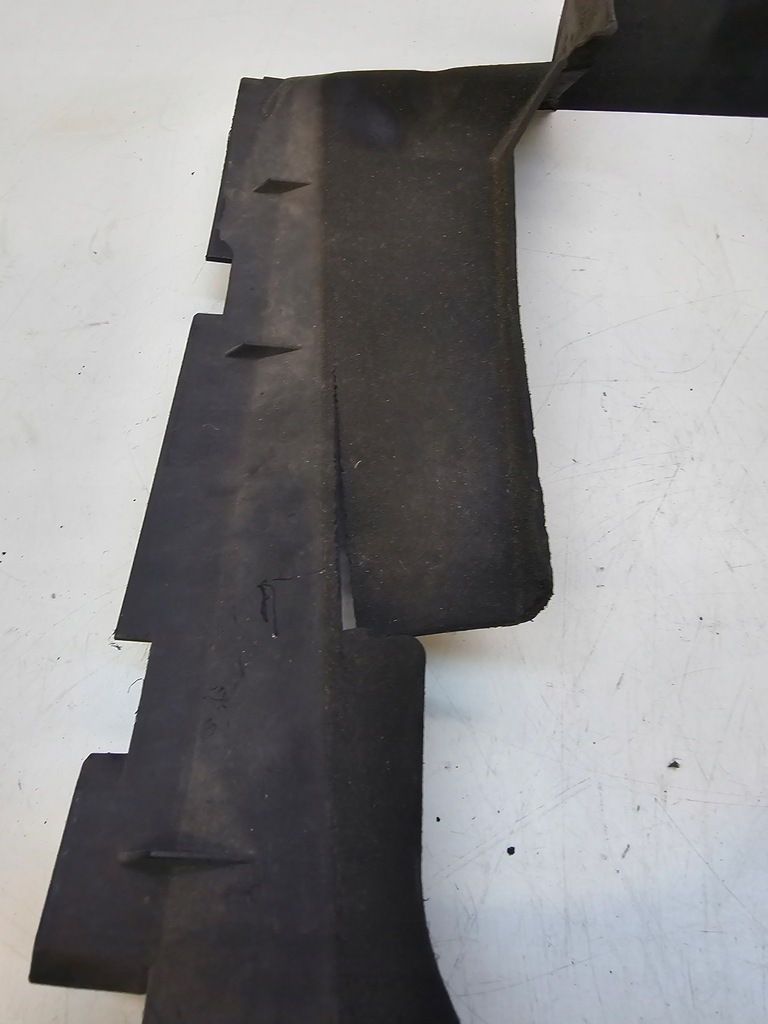 фото №5, Воздуховод воздуха правая audi q7 3.0 4l0117336b