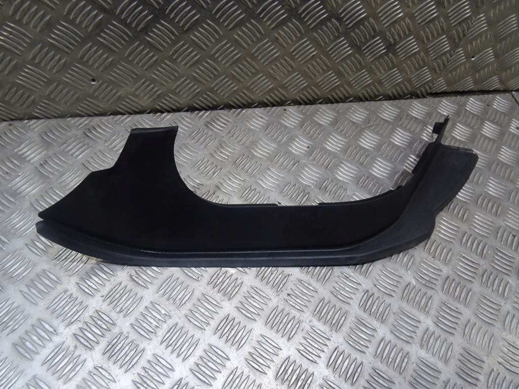 Купити Mercedes w217 купе amg захист лампи задній a2176901541