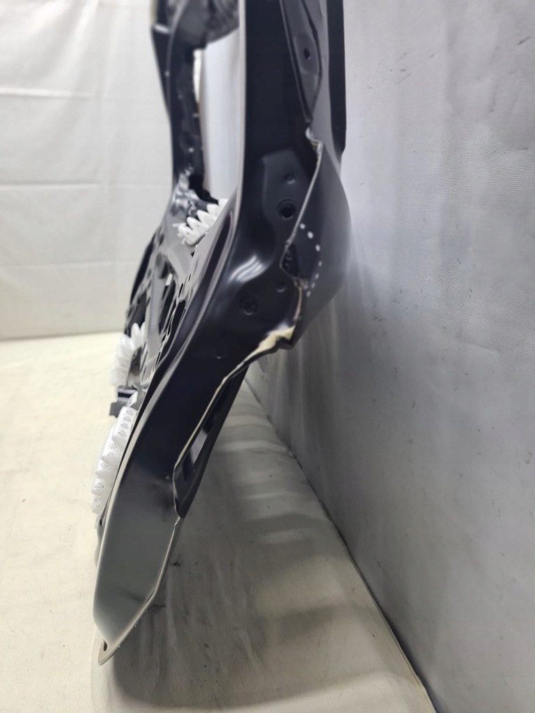 фото №10, Bmw 2 ii f46 крышка багажника багажника задняя nowa