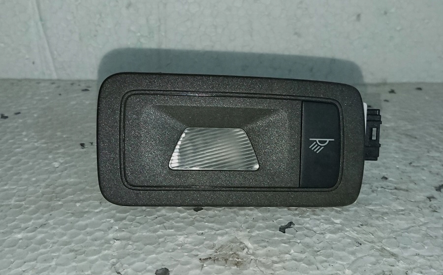 Купити Освітлення сидіння перед porsche 95b947304