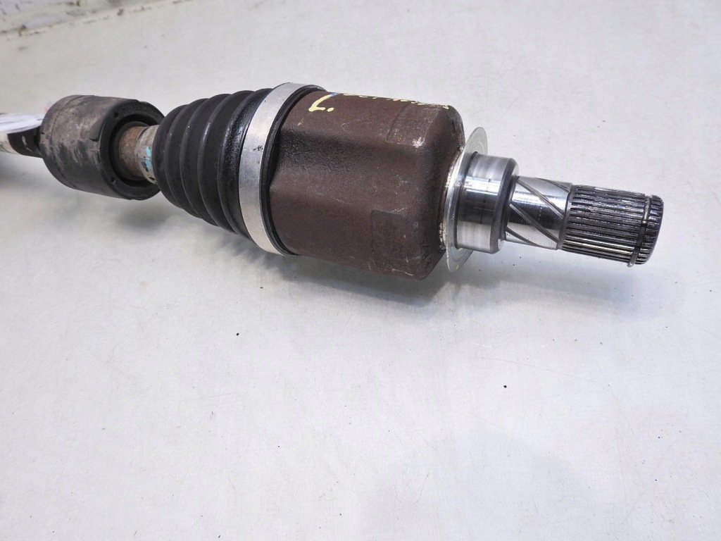 Приводной вал левая автоматическая коробка передач renault megane 3 1.5 dci с Разборки