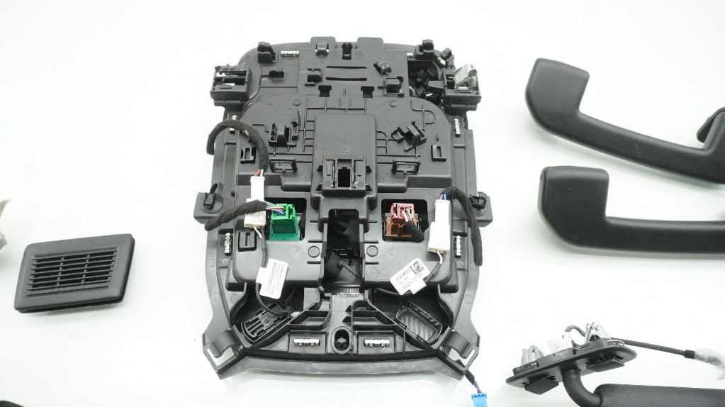 Opel astra l vi лампа внутренняя освещение кабины ручки козырьки комплект в Украине