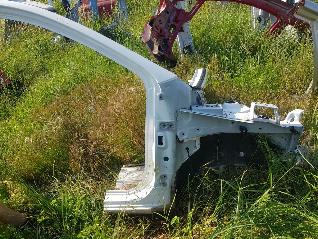 фото №1, Hyundai i20 четверть правый перед 08-12r