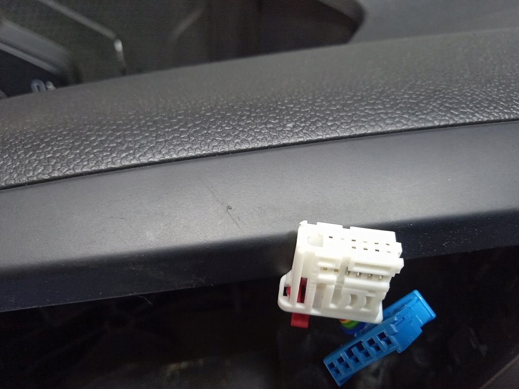 фото №7, Bmw ix i20 подлокотник туннель бардачок