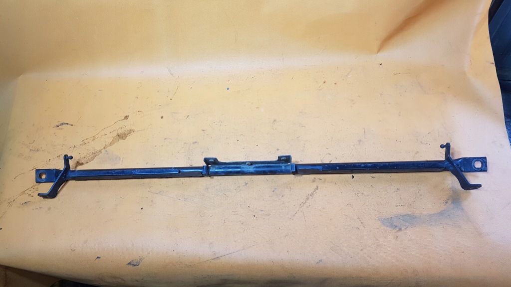 Купить Балка тяга поперечина кабины кронштейн замка капот man tga узкая кабина