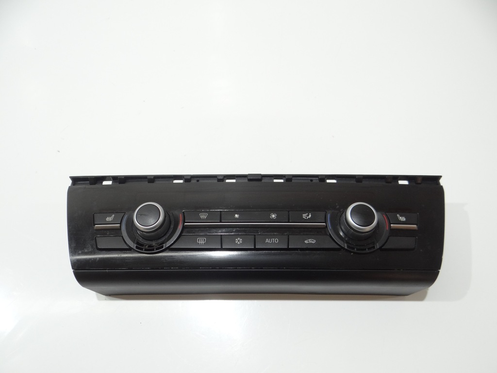 фото №1, Панель кондиционера bmw f10 оригинальный номер 9249708