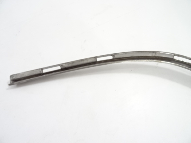 Peugeot 308 t9 allure молдинг хром ґрати бампера aa36136873 Доставка