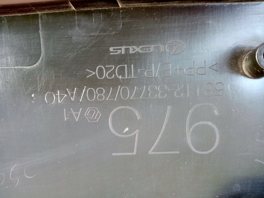 Lexus es vii рестайлінг  молдинг кронштейн решітка решітка радіатора 2018r Зі Шроту