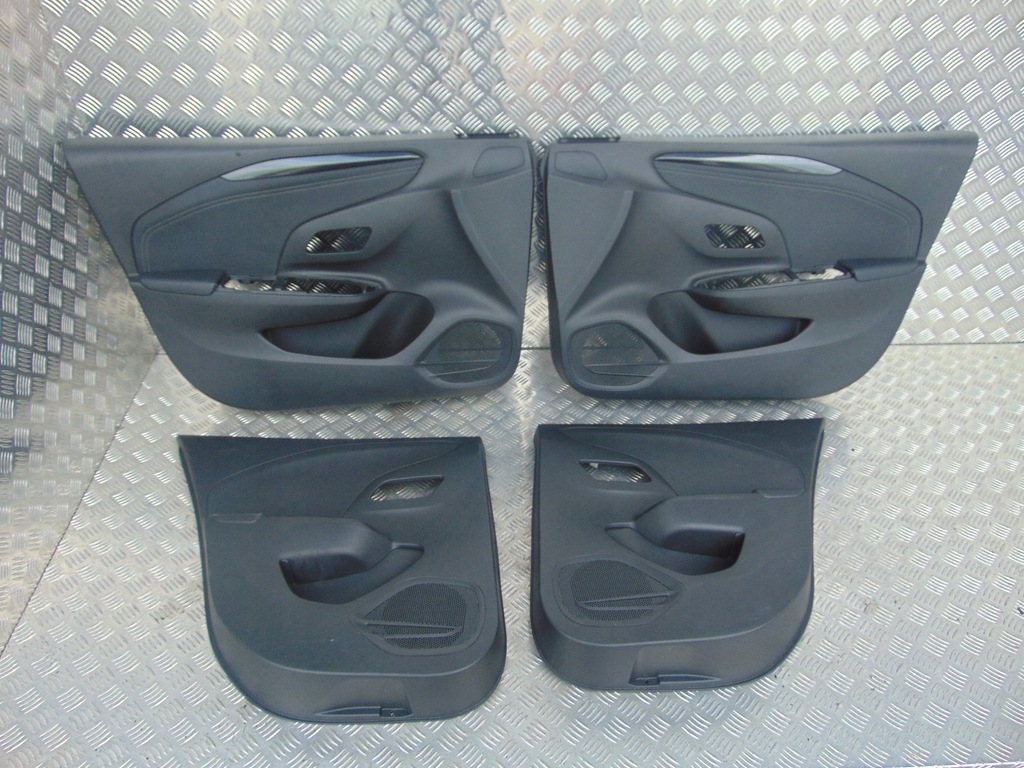 фото №1, Opel corsa f обшивка двері лівий правий передній задній