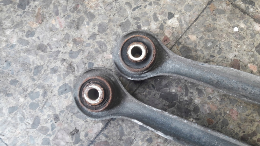 фото №8, Важіль лівий задня alfa romeo 147 1.6