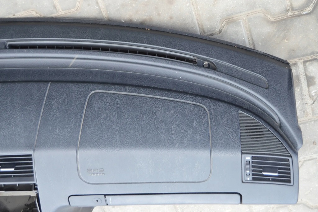 фото №5, Mercedes-benz c w202 панели приборная, консоль