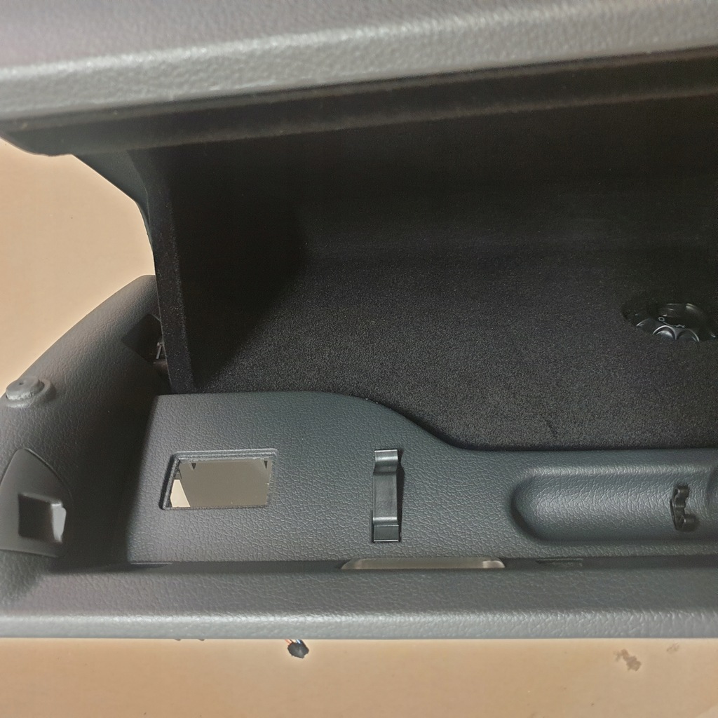 фото №13, Бардачок пасажира перед полиця vw golf v plus + eu