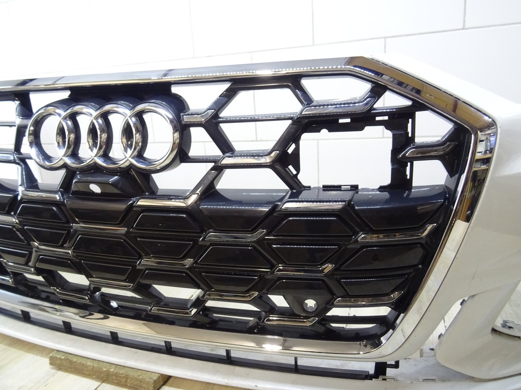 фото №5, Audi a6 c8 s-line 4k0 бампер перед передній 4k0807437d llu