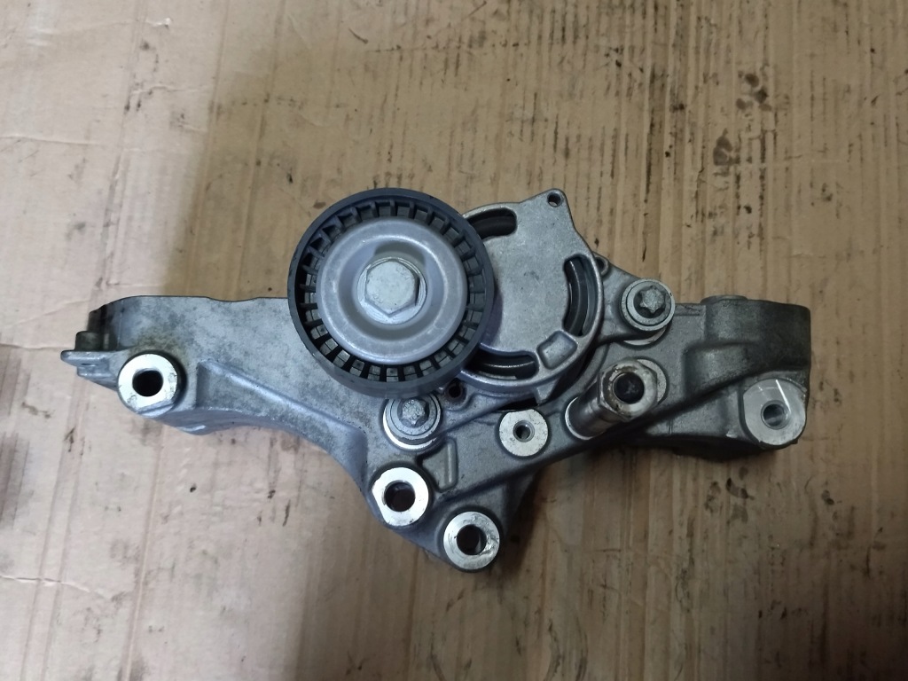 Кронштейн основа генератора bmw b47d20a - 761925004 Доставка