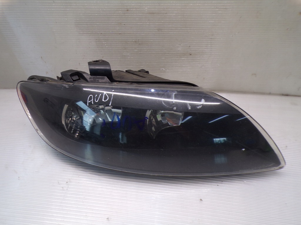 фото №1, Лампа права перед audi q7 anglk