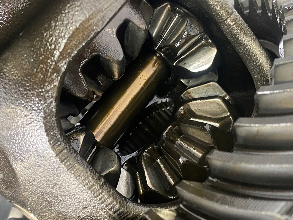 фото №12, Міст передній диференціал вкладиш 2.0t 4xe jeep wrangler jl 2018+ usa