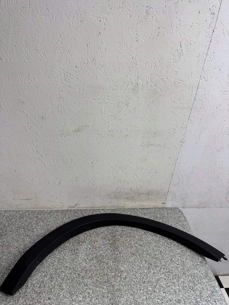 фото №8, Молдинг łuczek крила лівий задня volvo xc40 2017-2024 31448354