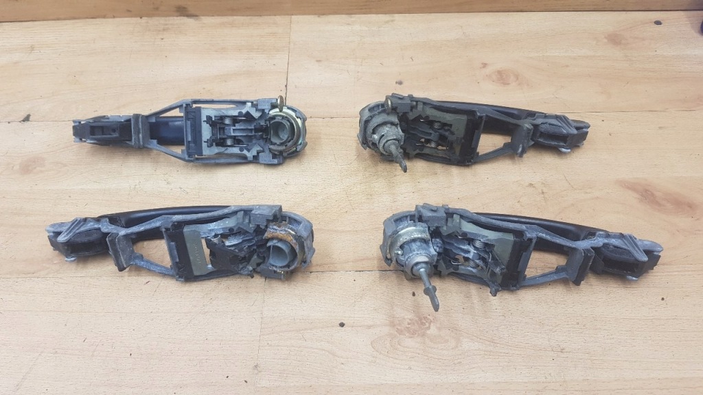 фото №3, Ручка дверь задняя правая vw polo iv 9n