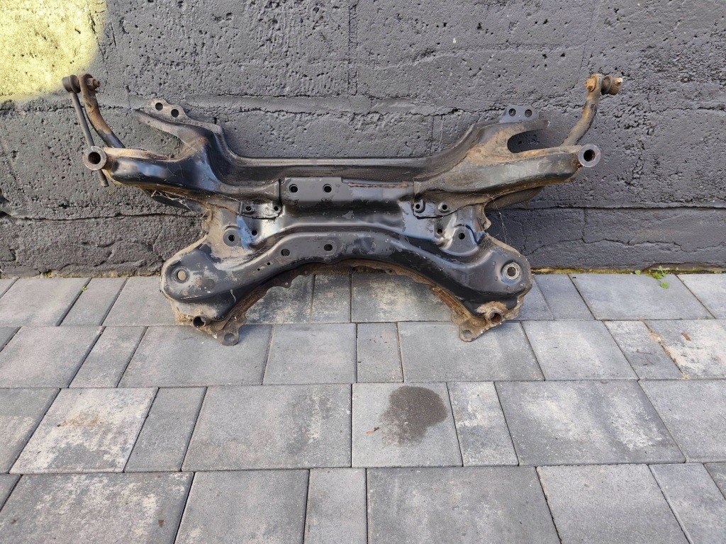 фото №1, Подрамник подрамник подрамник toyota auris ii e180.