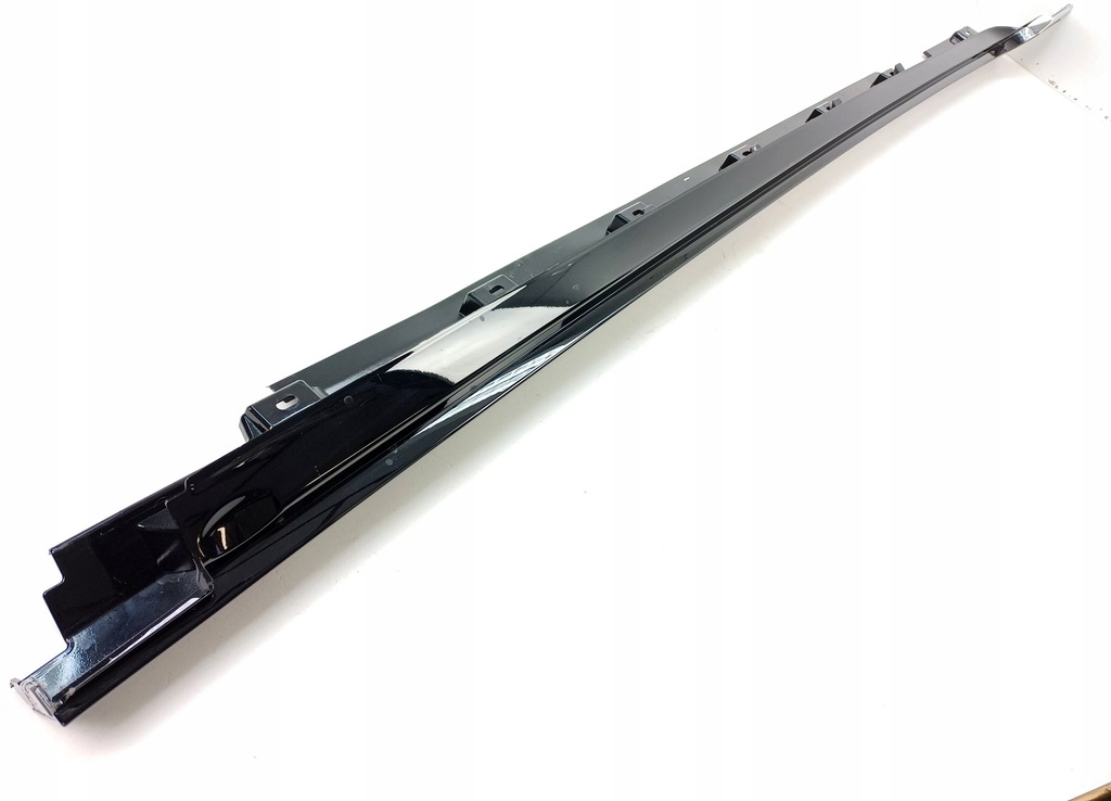 фото №2, Nowa org молдинг поріг ліва vw passat b8 lc9x