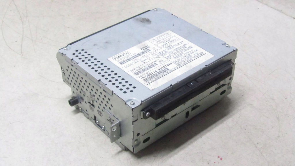 фото №1, Volvo xc60 радио считыватель 31310073 08-13