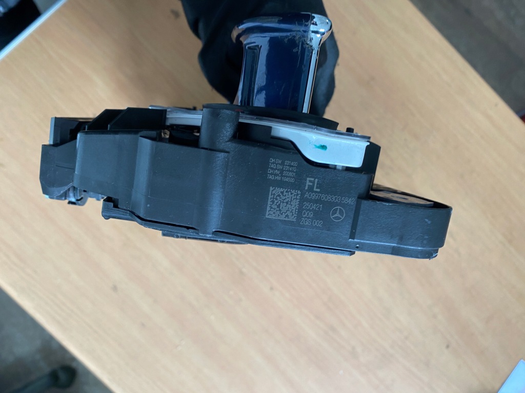 Mercedes eqs ручка двері ліва перед 0997608303 оригінал Оригінал