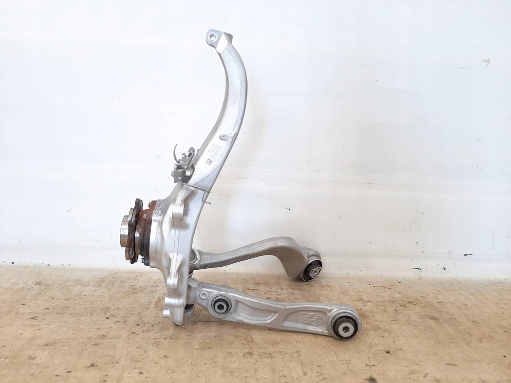 фото №1, Поворотный кулак перед левая рычаги bmw 5 g60 g61 rwd 2wd 35km
