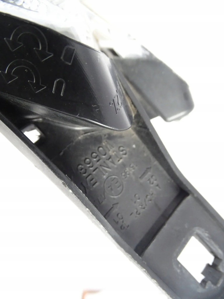 фото №5, Лампа перед передняя правая mitsubishi space star ii 2