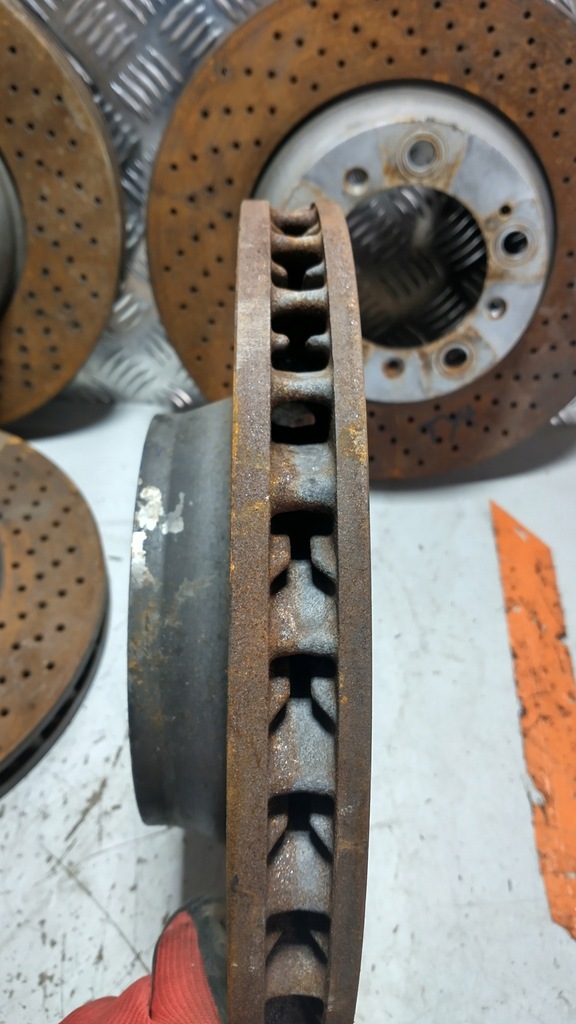 фото №15, Porsche carrera s 911 997 тормозные диски тормозные суппорты brembo 330mm