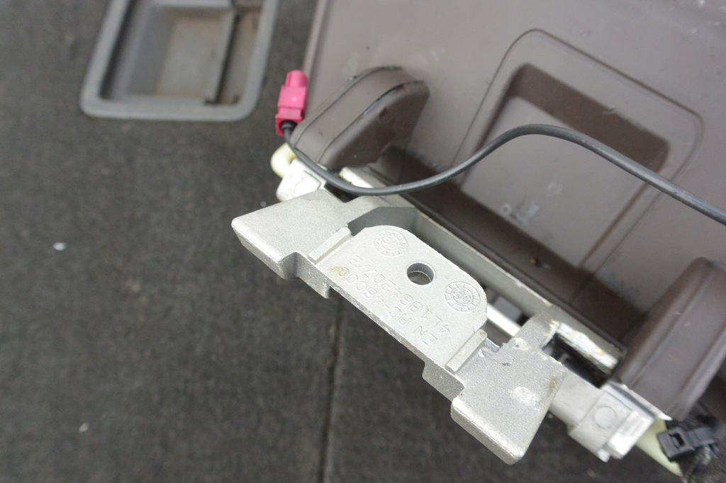 фото №10, Подлокотник бардачок туннель коричневый кожа audi q7 4l eu