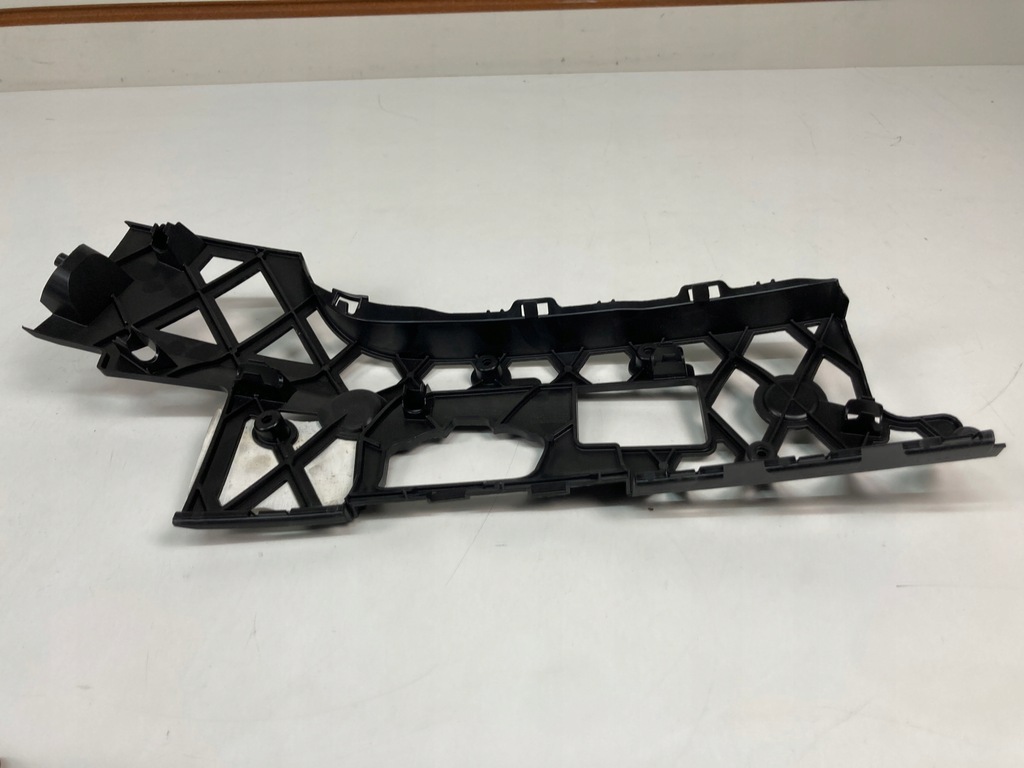 фото №7, Напрямна бампера правий передній vw passat b7 3aa