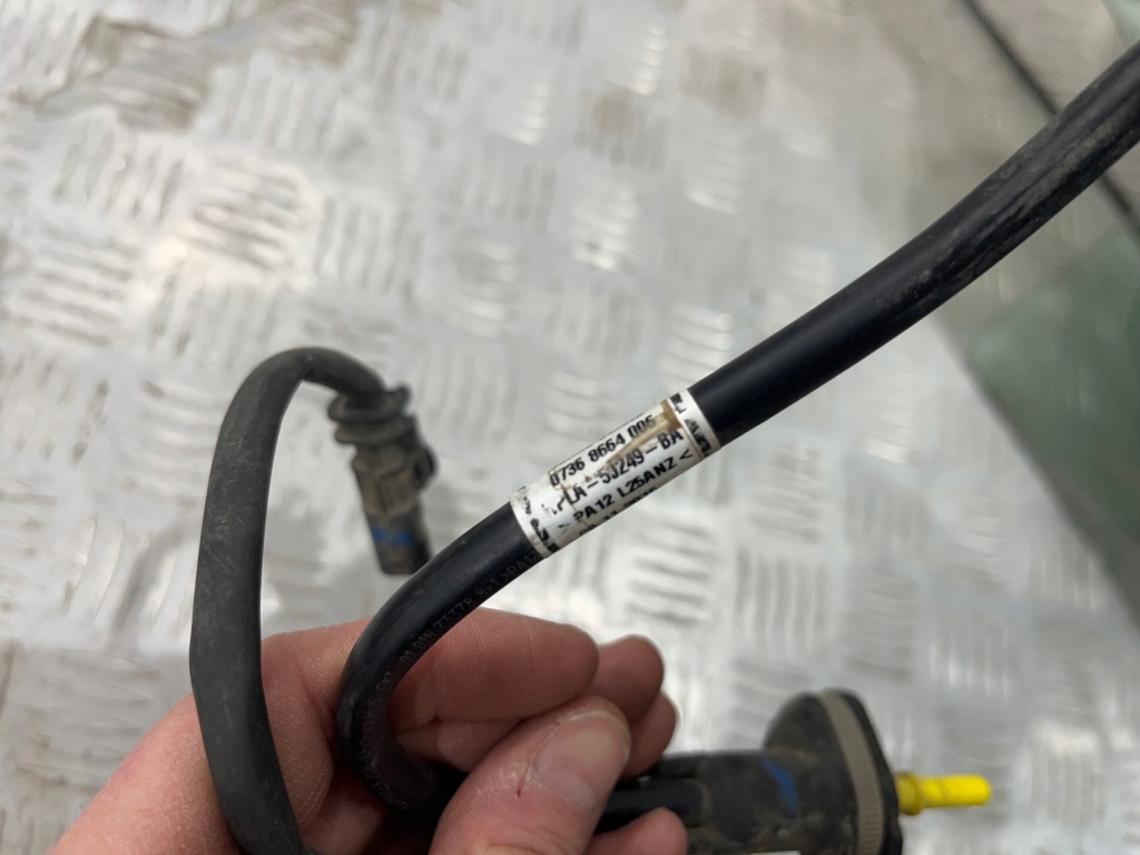 Шланг трубка adblue range rover sport l494 hpla-5j249-ba Ціна