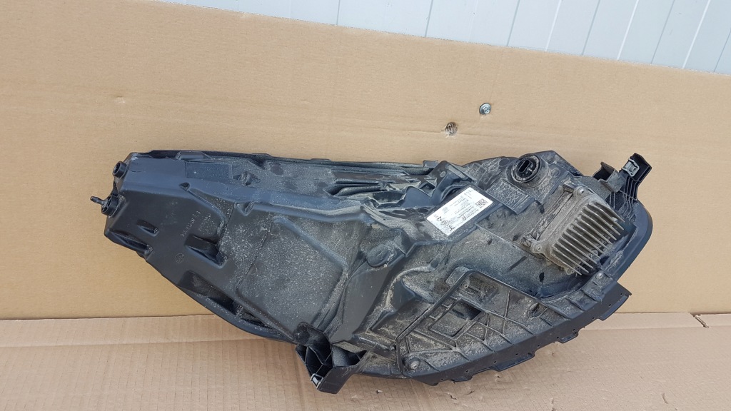 Фара перед левая tesla 3 рестайлинг  y full led 1514952 Оригинал