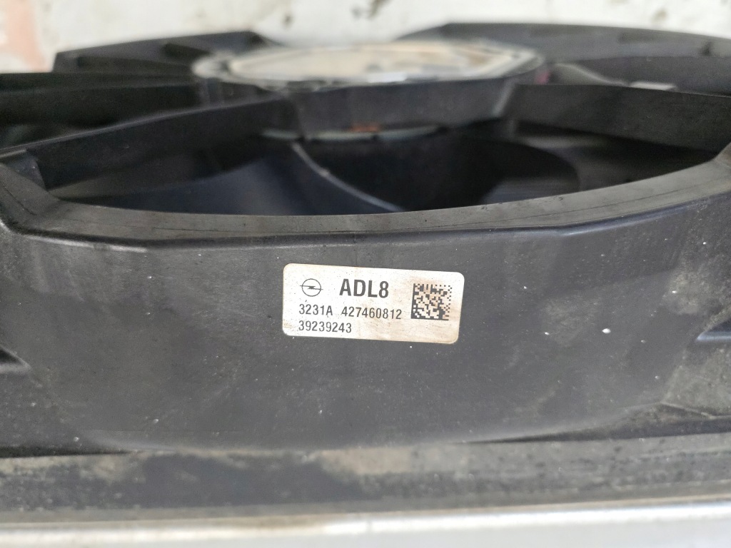 Opel astra k рестайлинг  радиатор вентилятор 1.5 d комплект автоматическая коробка передач 39239243 adl8 Недорого