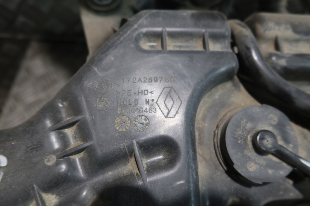 фото №2, Renault clio v бак adblue 172a2697