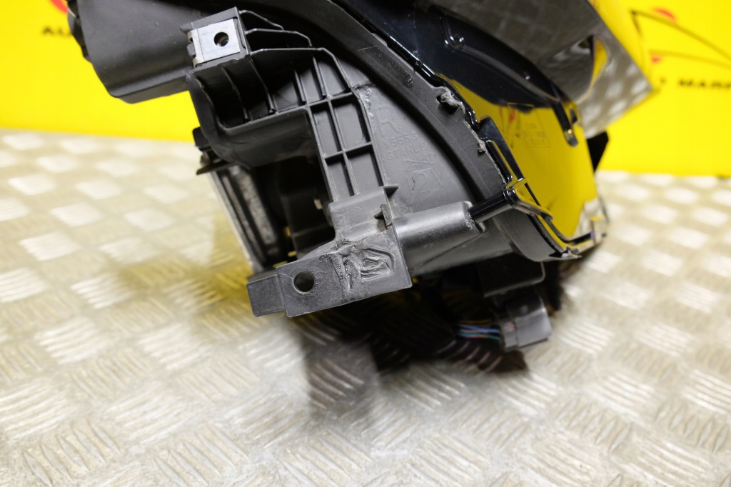 Mazda cx30 2019- фара фара full led некрутящаяся перед r америка в Украине