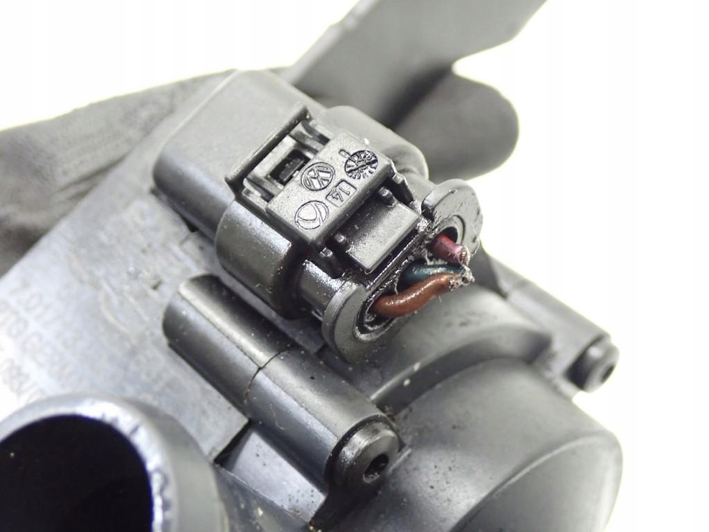 фото №8, Додаткова помпа wody 5n0965561 vw golf vi seat leon ii 1.6 tdi cay 10r