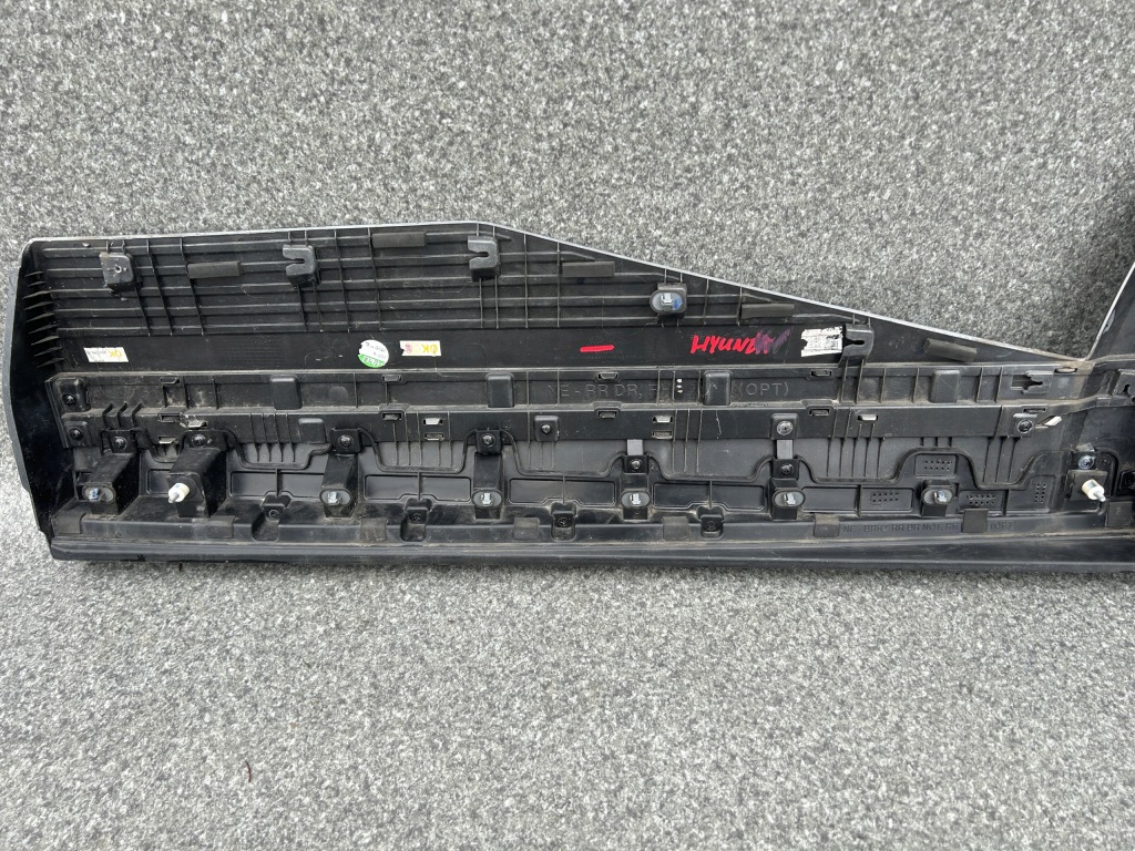 фото №6, Huyndai ioniq v 5 22- молдинг na дверь правая задняя правая задняя 87732-g1100