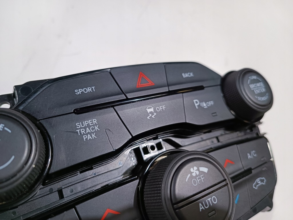 фото №6, Панель радио кондиционера dodge challenger 2015-