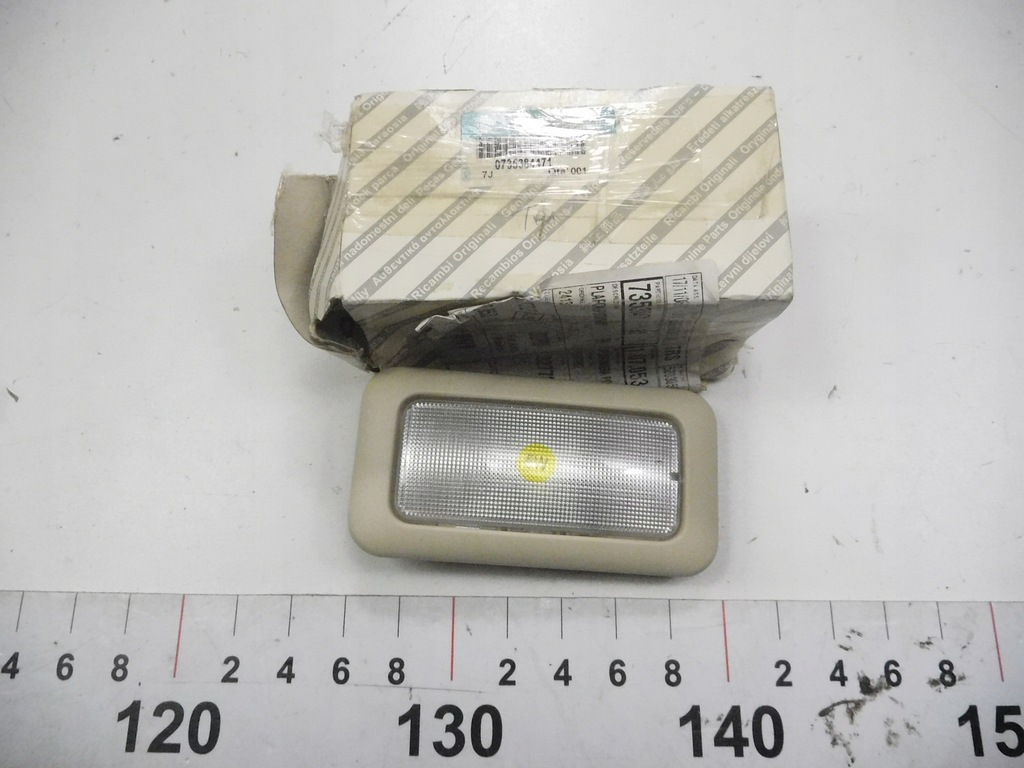 фото №6, Лампа потолочный задняя lancia musa оригинальный номер 735384471