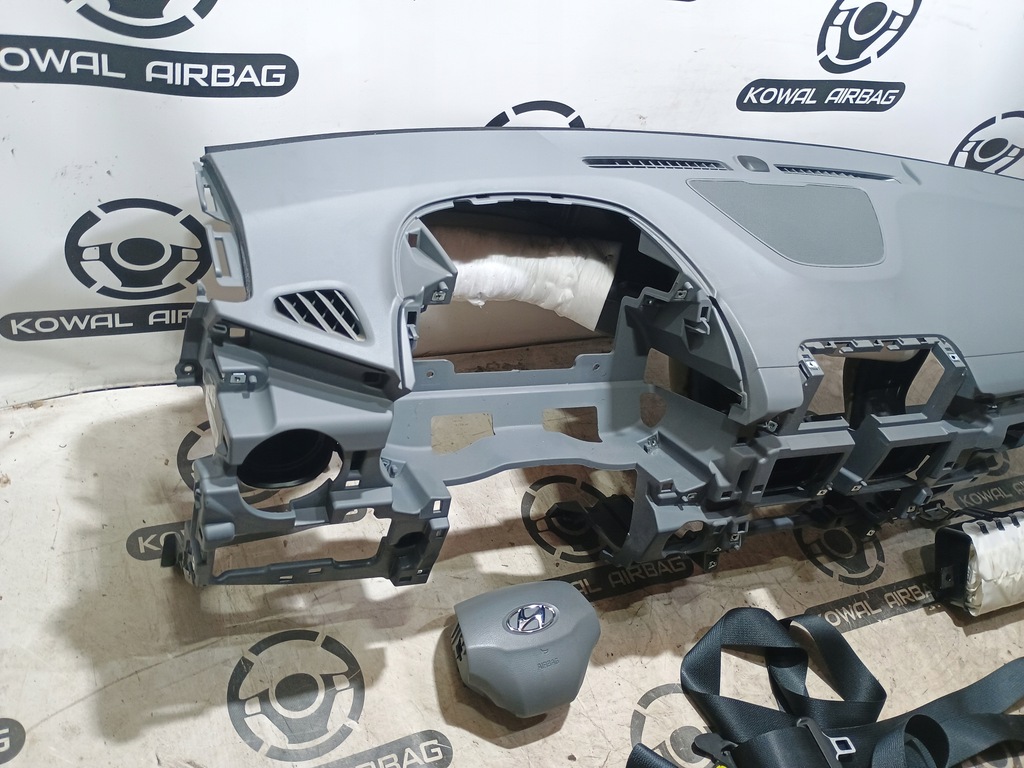 фото №5, Hyundai kona i сіра подушка безпеки панель приладів консоль подушка безпеки ремені оригінал