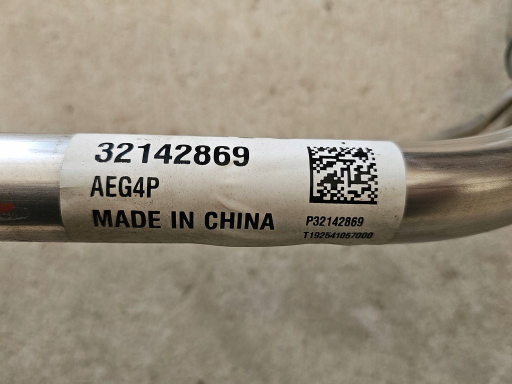 фото №11, Volvo xc40 17- труба заливної пального 32142869 usa