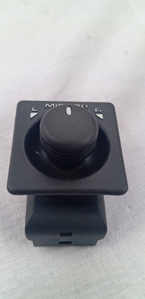 фото №1, Перемикач регулювання дзеркал freelander amr2498