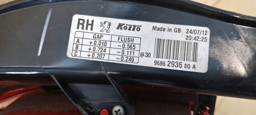 Купити Лампа задній задня права peugeot 508 10-14rok седан 9686293680 9686293680a оригінал