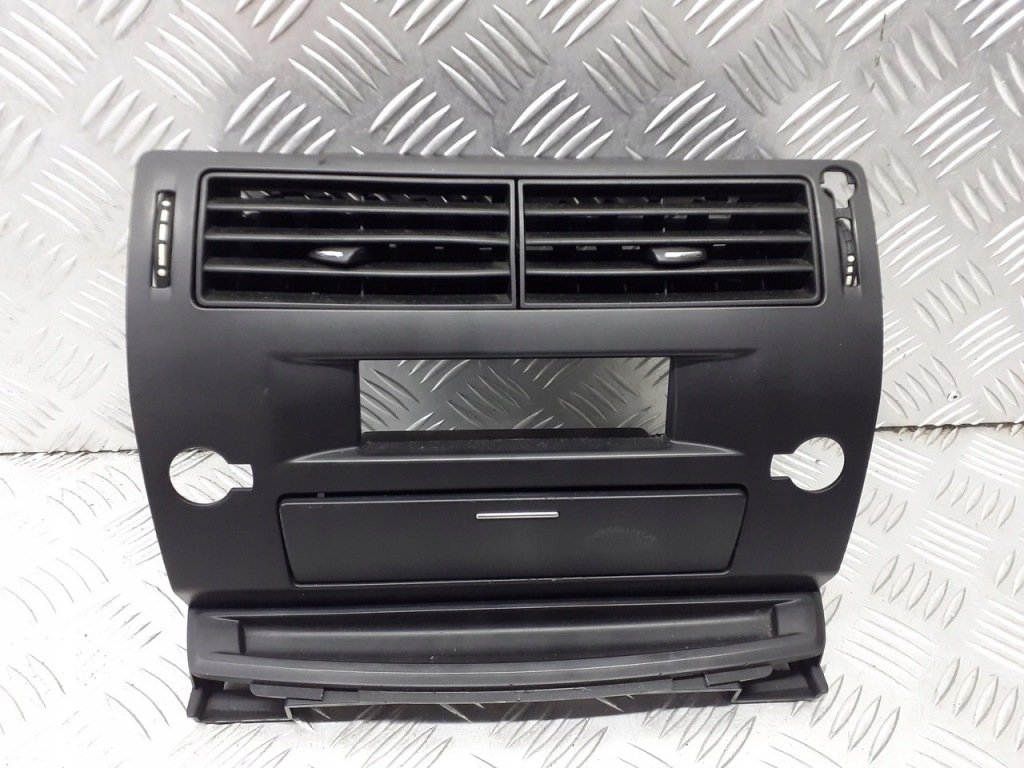 фото №1, Решітка середня обдув citroen c4 1.4 9646338277