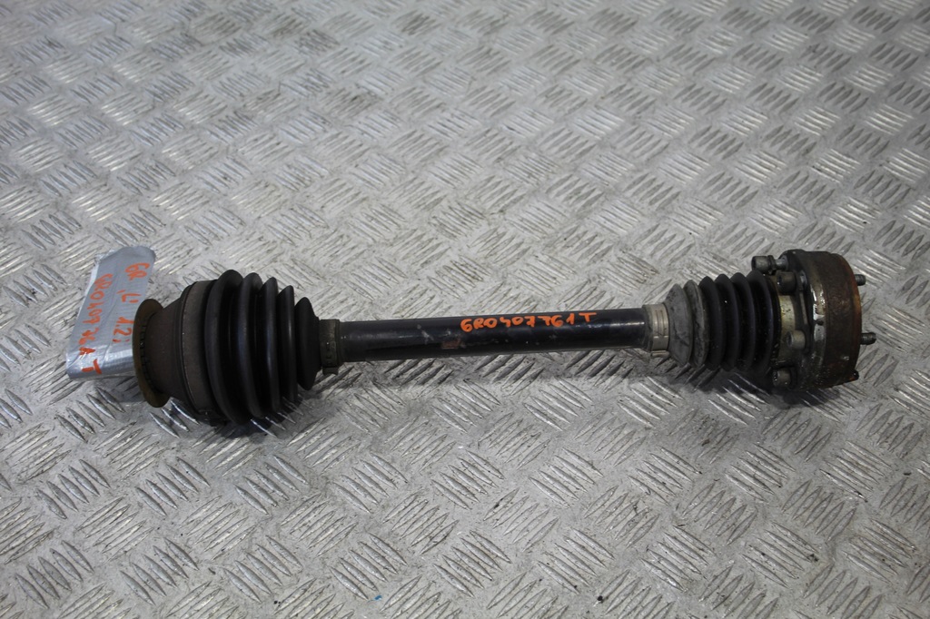 фото №1, Приводной вал левый перед vw polo v 6r0 6r0407761t
