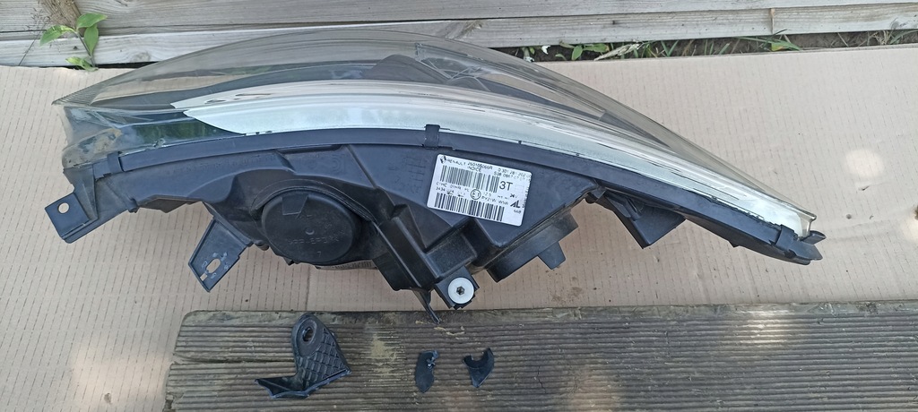 фото №8, Лампа передняя правая renault captur led 260105066r